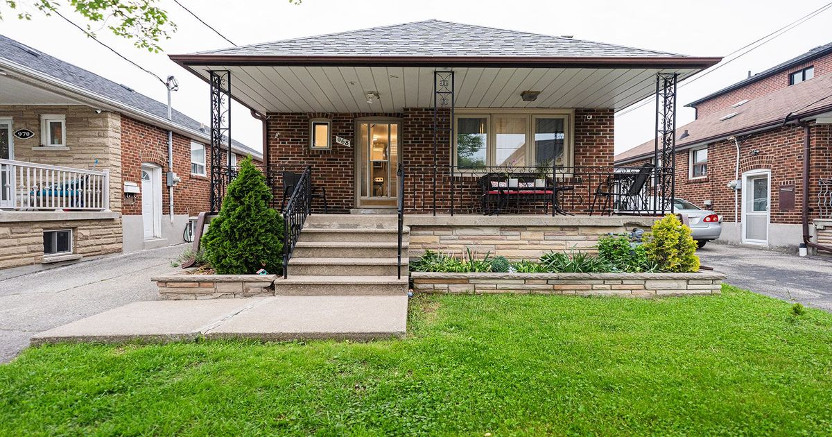 968 Castlefield Avenue Toronto