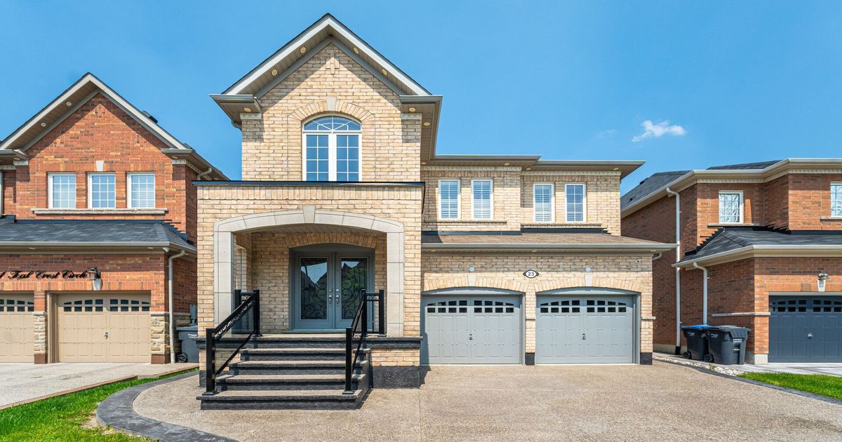 23 Teal Crest Circle Brampton