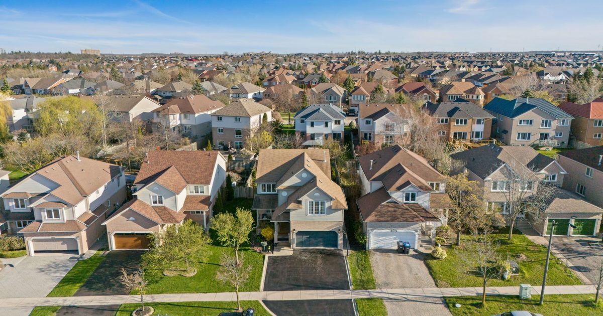 2906 Peacock Drive Mississauga