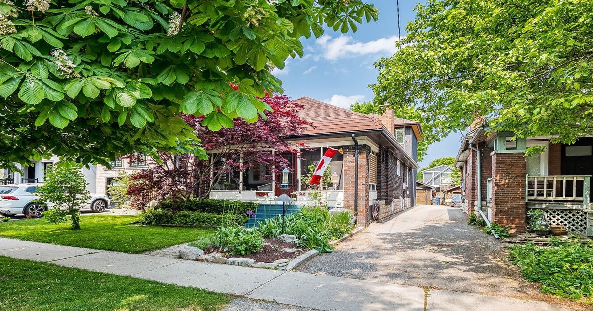 39 Eighth Street Toronto