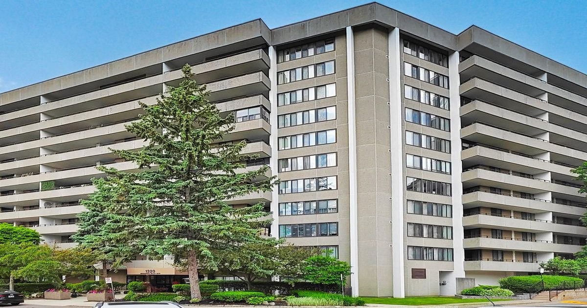 1320 Mississauga Valley Boulevard Mississauga
