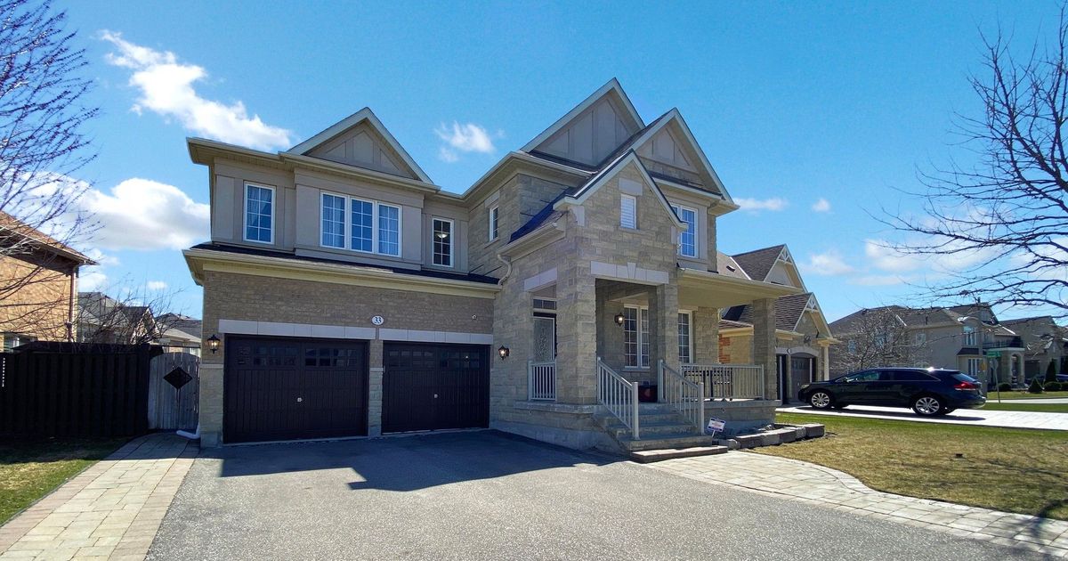 33 Garryoaks Drive Brampton