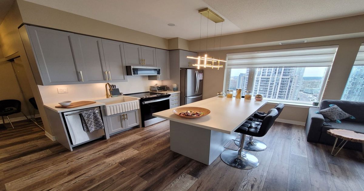 385 Prince of Wales Drive Mississauga