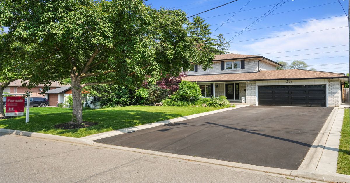 2035 Lorelei Road Mississauga