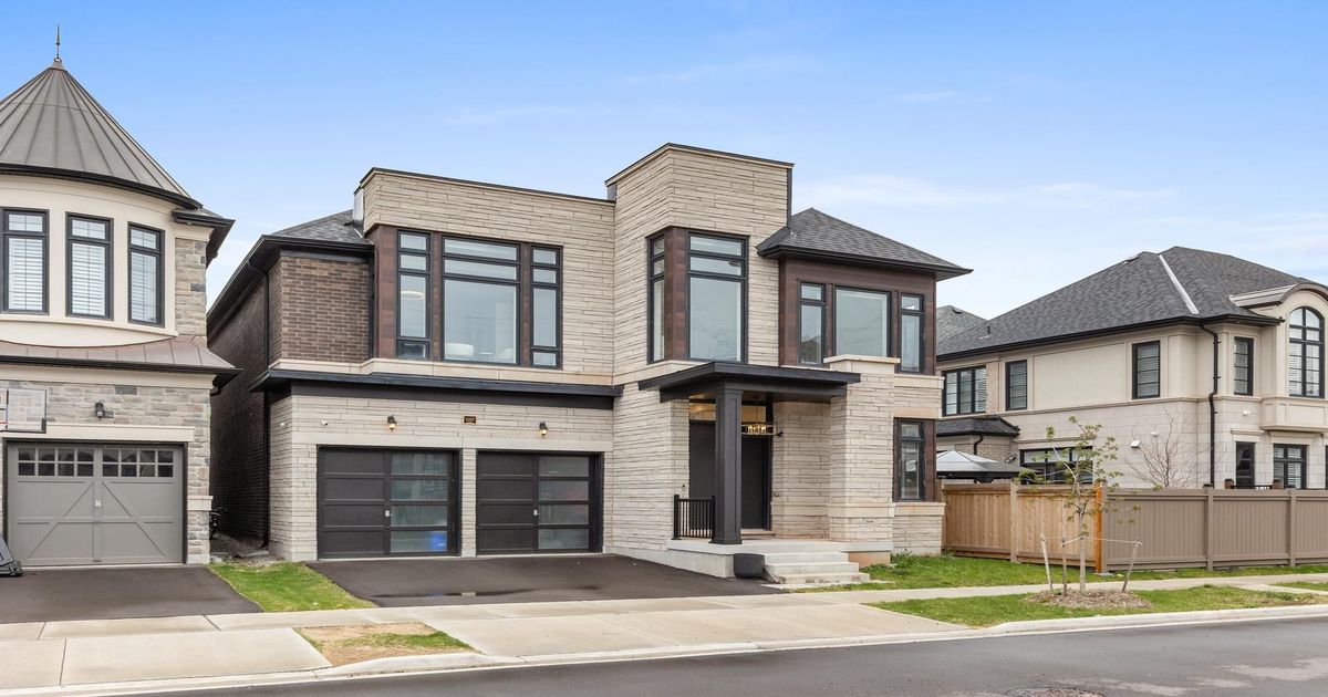 1217 Ironbridge Road Oakville