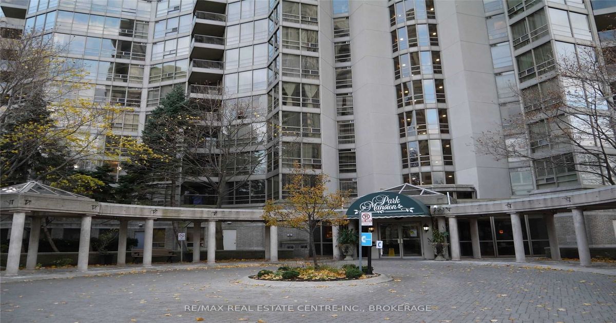 45 Kingsbridge Garden Circle Mississauga