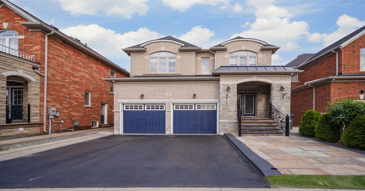 21 Relton Circle Brampton