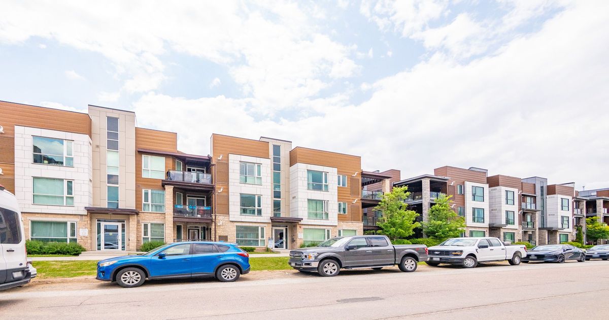 2370 Khalsa Gate Oakville