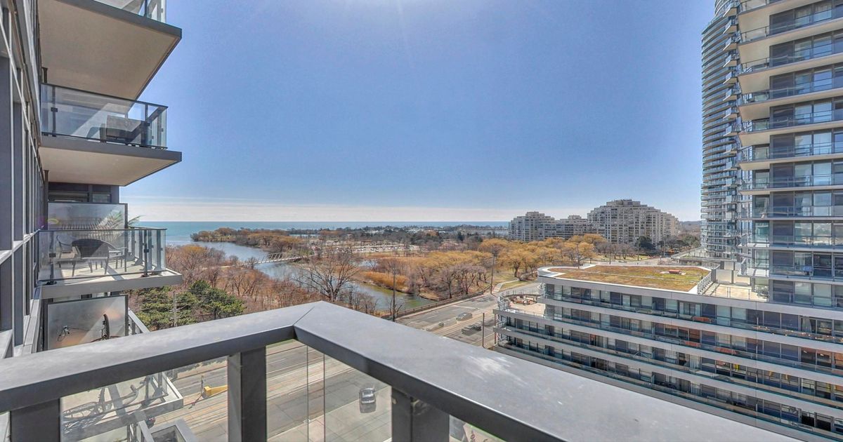 2200 Lake Shore Boulevard W Toronto