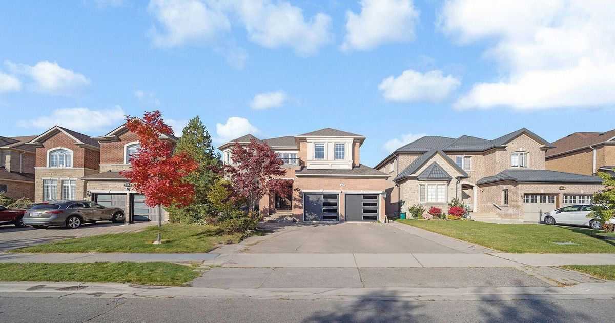 67 Saint Hubert Drive Brampton