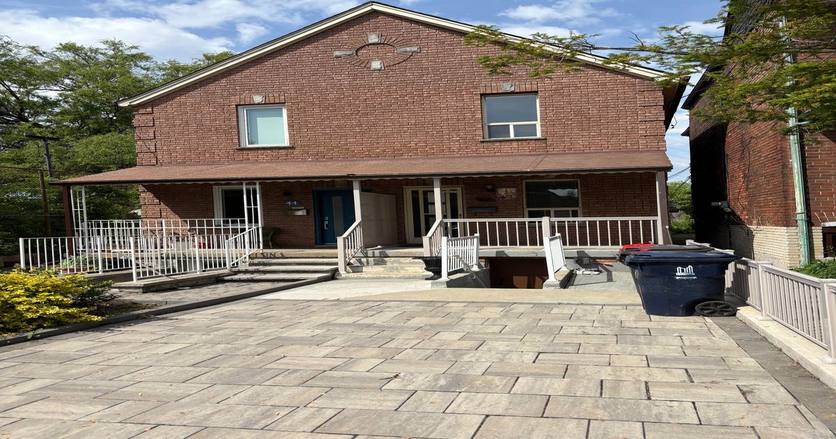 46 BRISTOL Avenue Toronto
