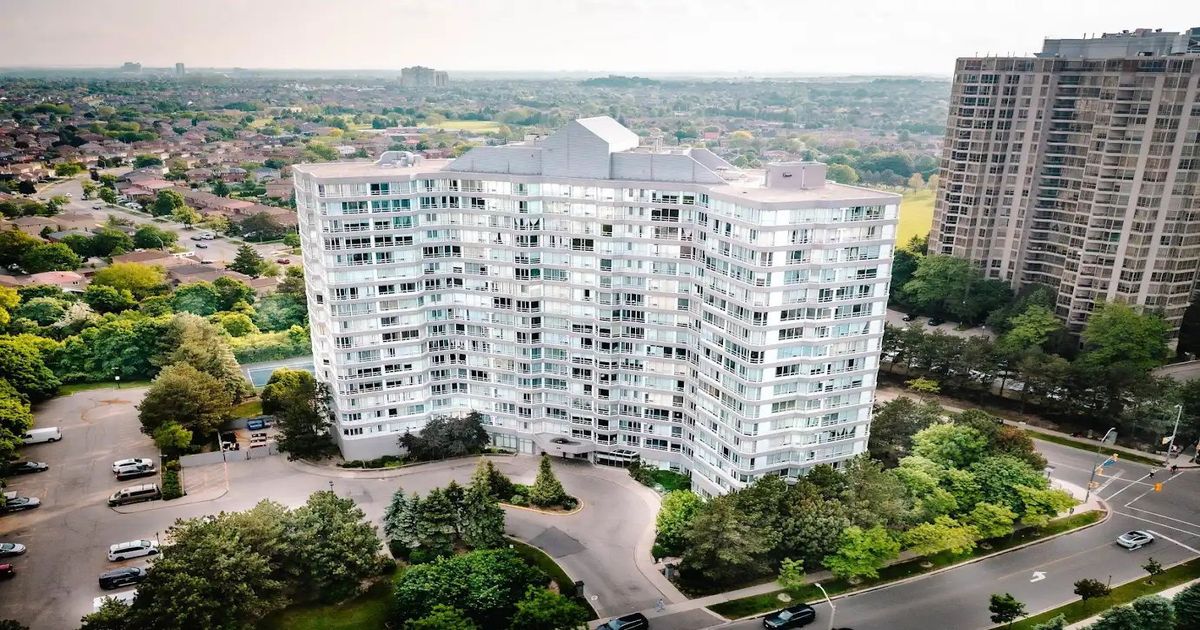 50 Kingsbridge Garden Circle Mississauga