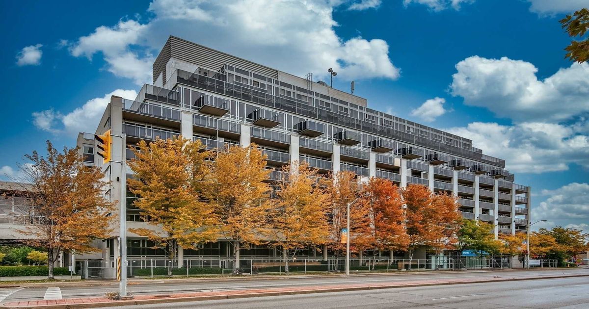 1040 The Queensway N/A Toronto