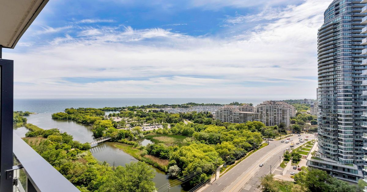 2200 Lake Shore Boulevard W Toronto