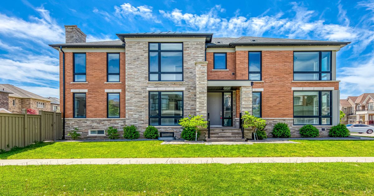 15 Dalecrest Road Brampton