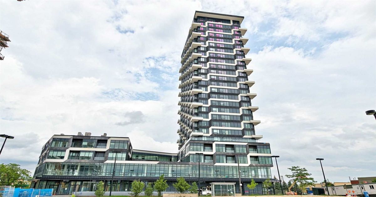 297 Oak Walk Drive Oakville