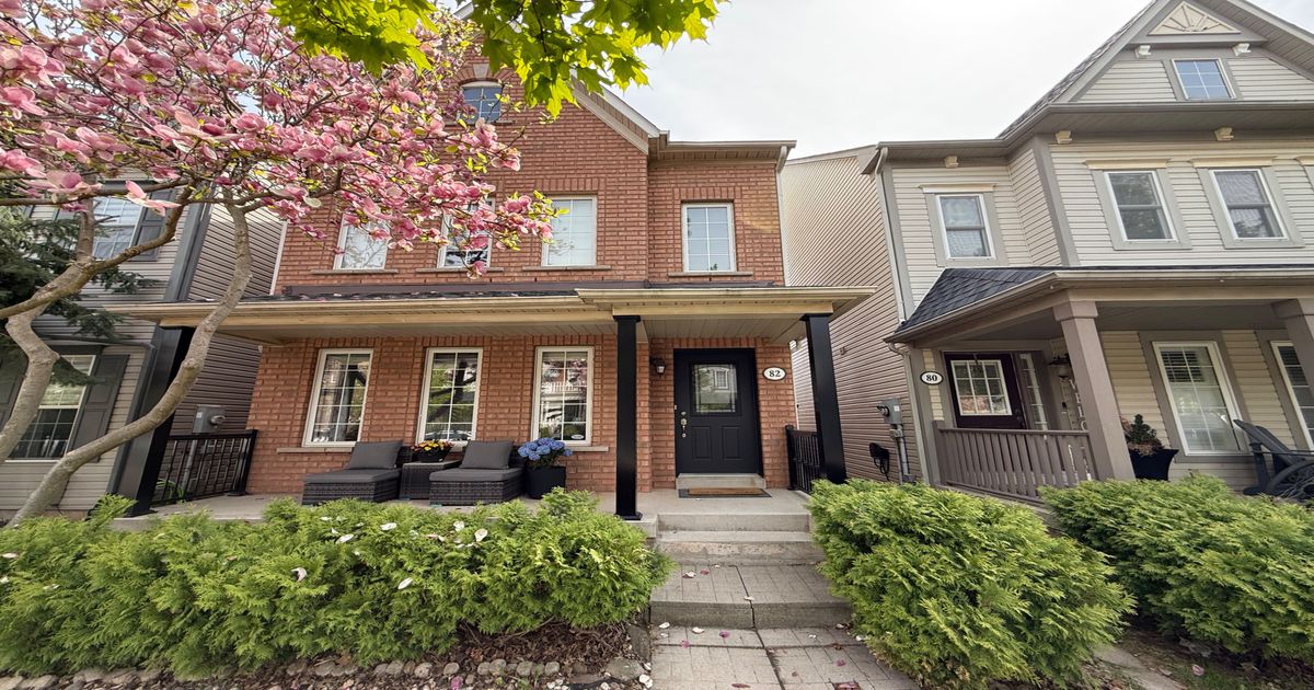 82 Roxton Road Oakville