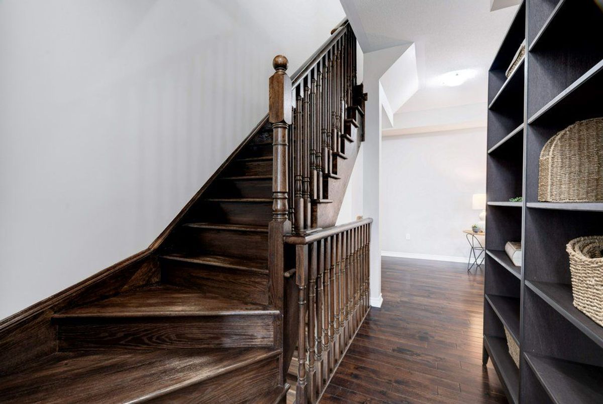 img-gallery