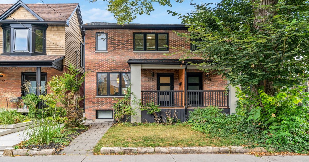 212 Franklin Avenue Toronto