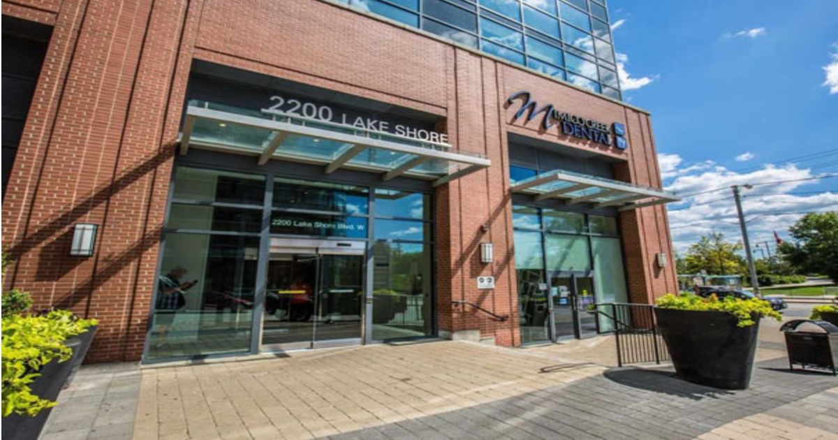 2200 Lakeshore Boulevard W Toronto