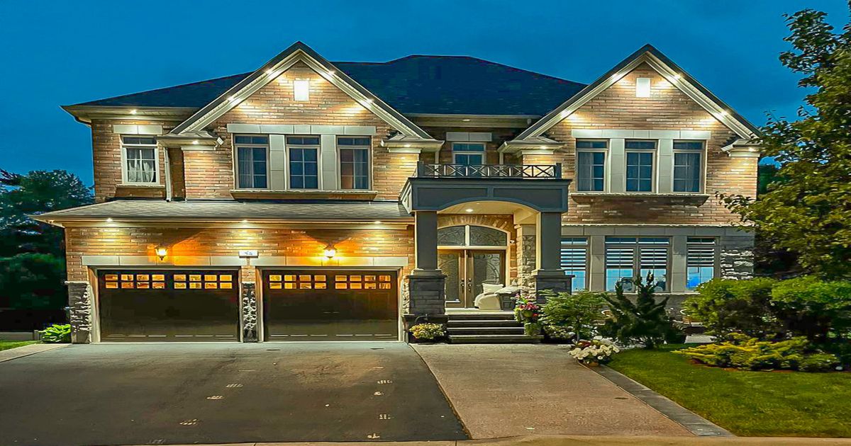 34 Cannington Crescent Brampton