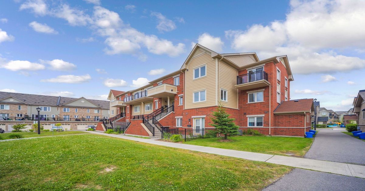250 Sunny Meadow Boulevard Brampton