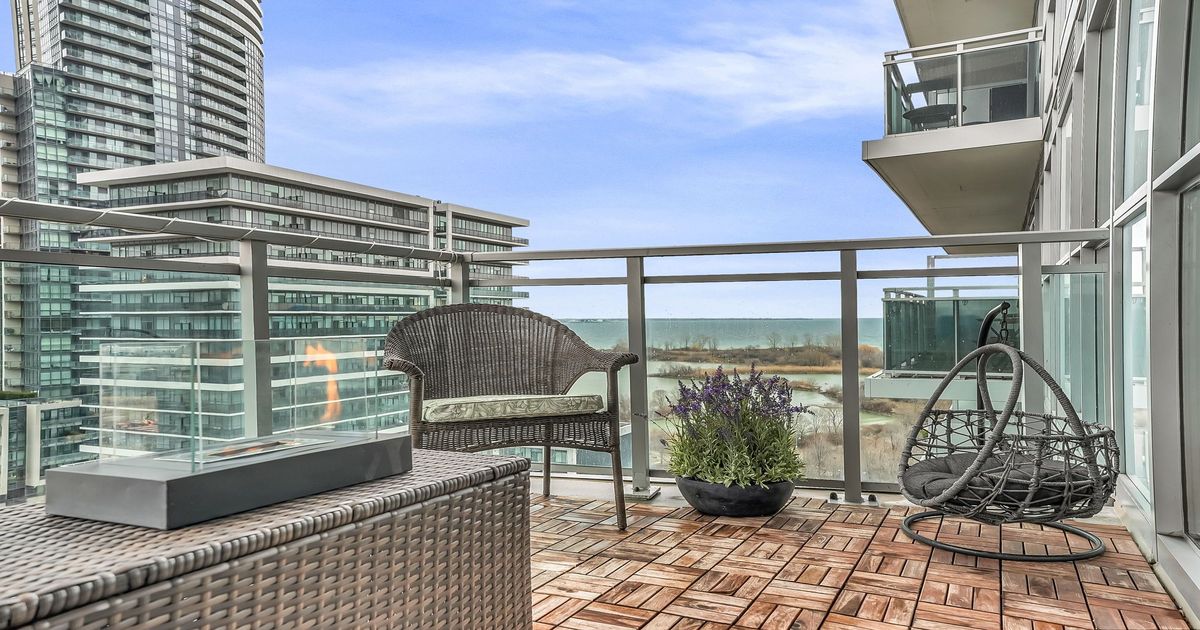 33 Shore Breeze Drive Toronto