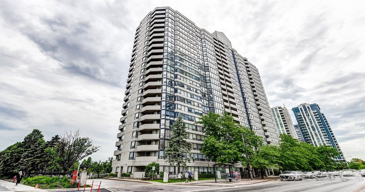 330 Rathburn Road W Mississauga