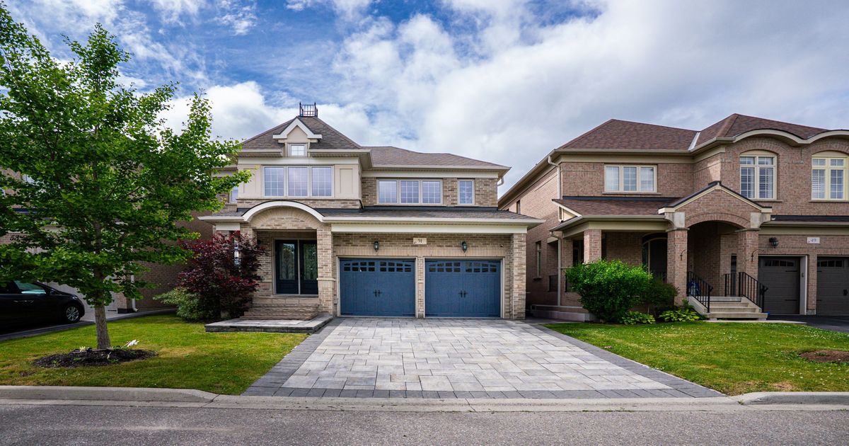 51 Legendary Circle Brampton