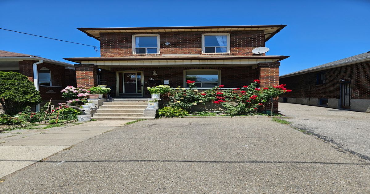 94 Ypres Road Toronto