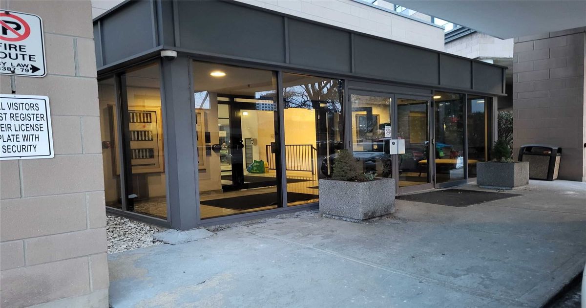 1 Hickory Tree Road Toronto