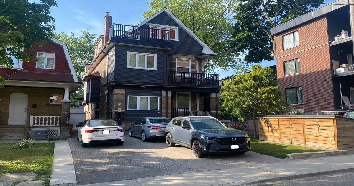 158 Marion Street Toronto