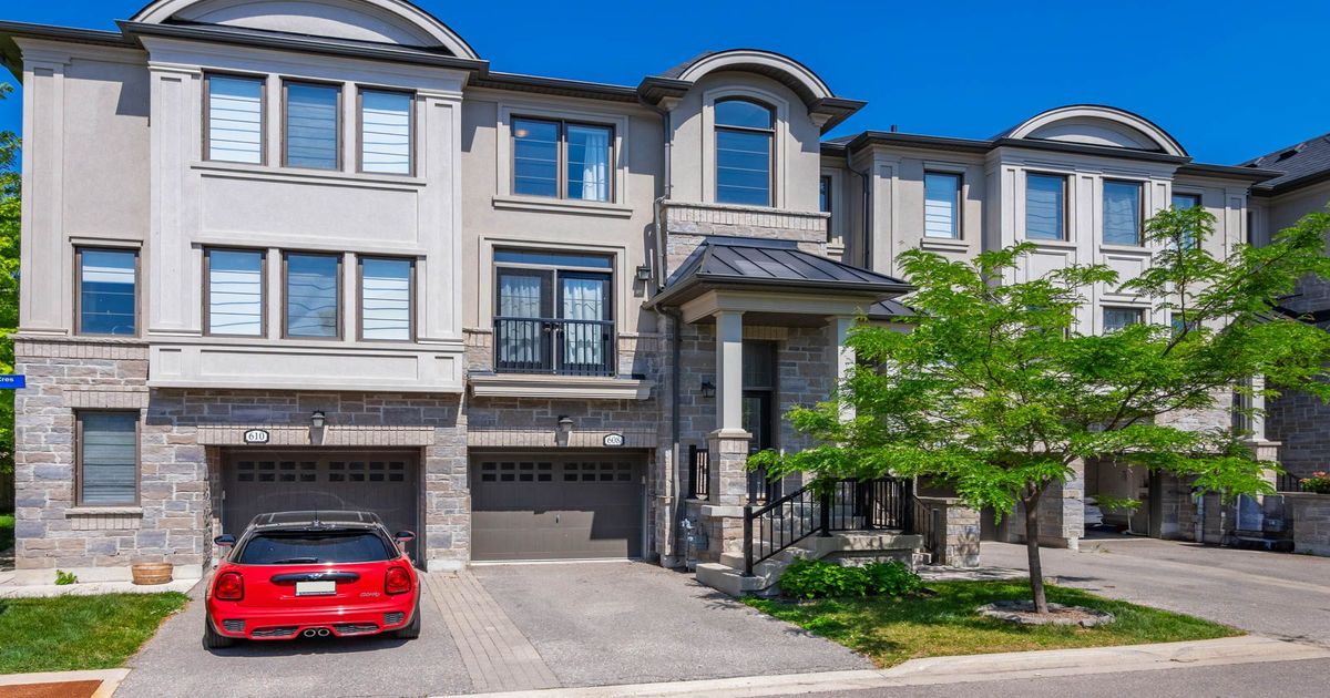 608 Mermaid Crescent Mississauga