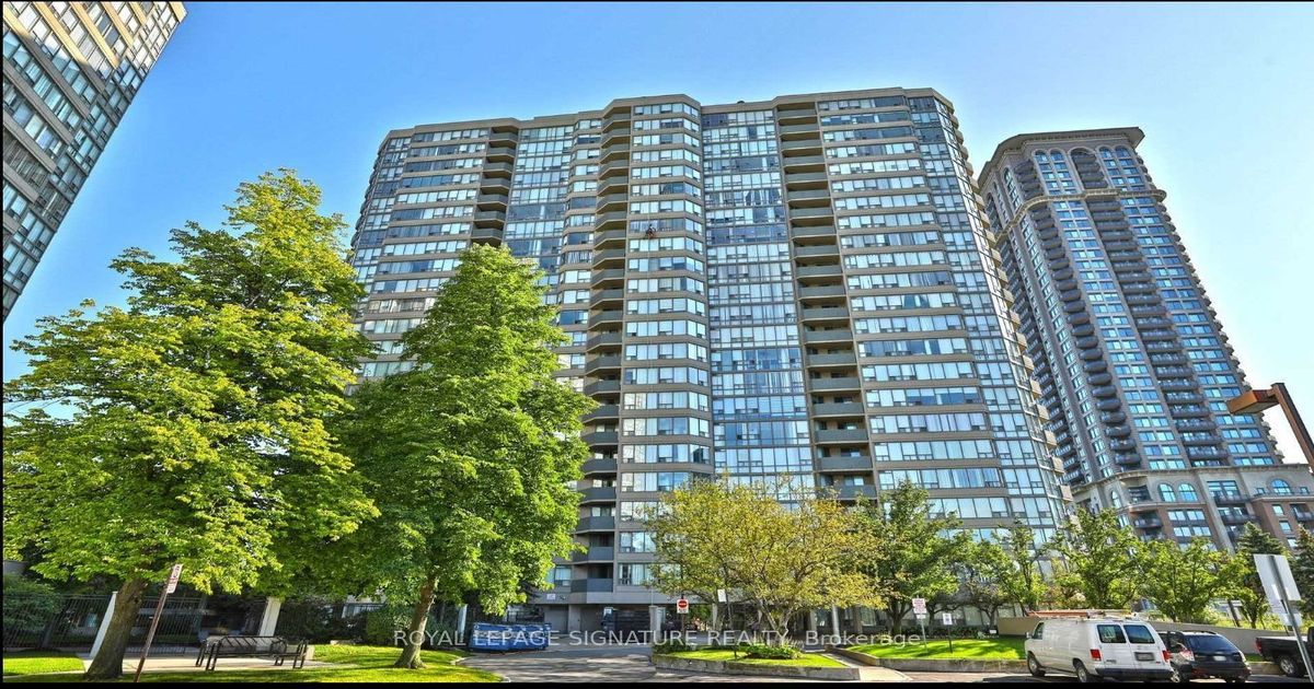330 Rathburn Road W Mississauga