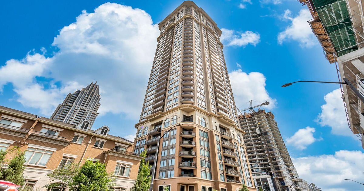 385 Prince Of Wales Drive Mississauga