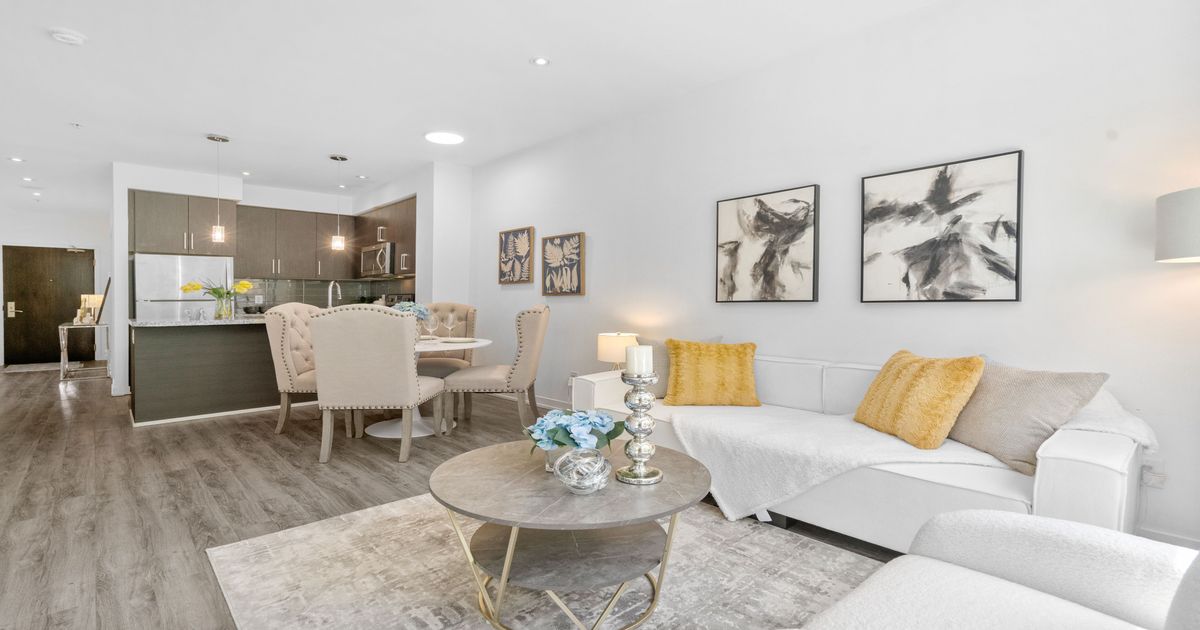 840 Queen's Plate Drive Toronto