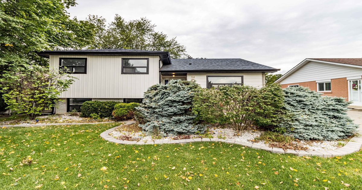 54 Flowertown Avenue Brampton