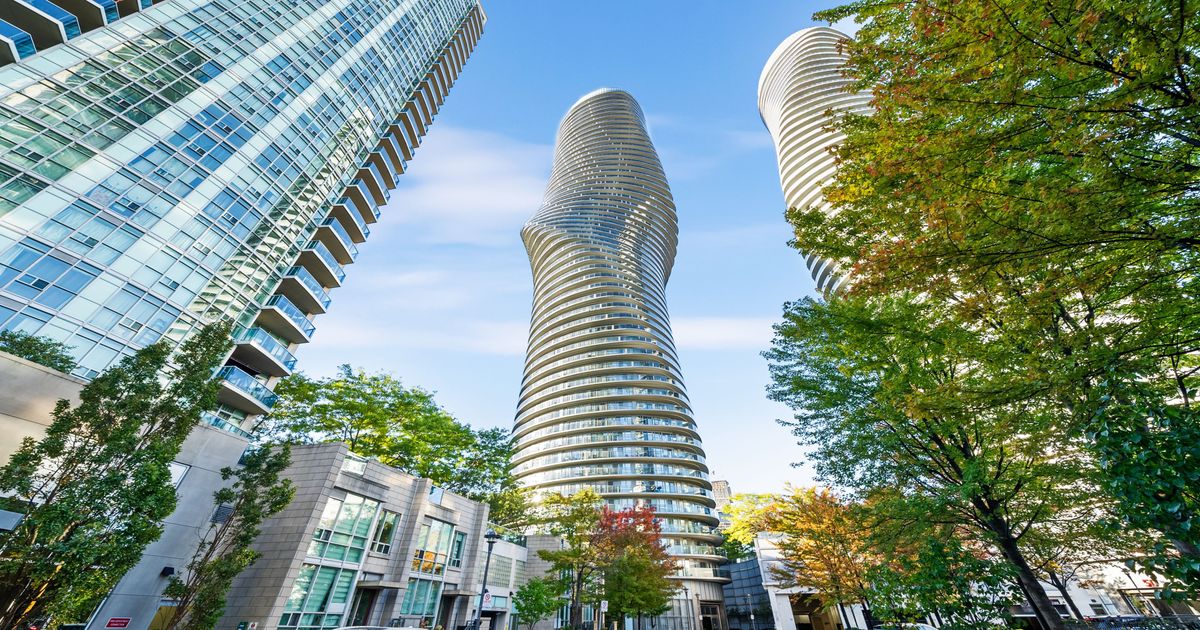 60 absolute Avenue Mississauga