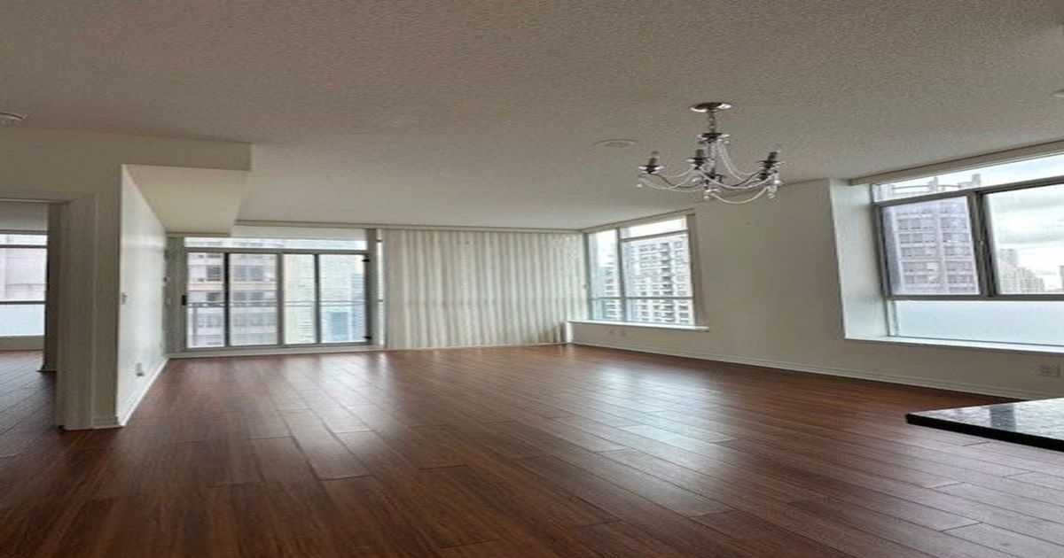225 Webb Drive Mississauga