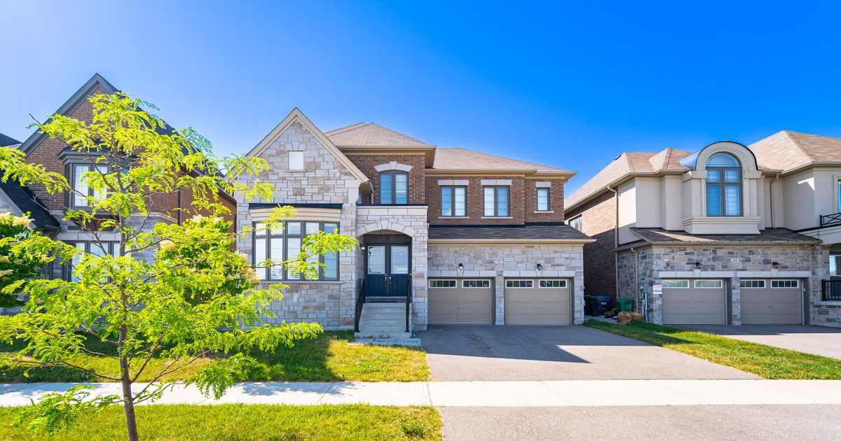 32 Albert Spencer Avenue Caledon