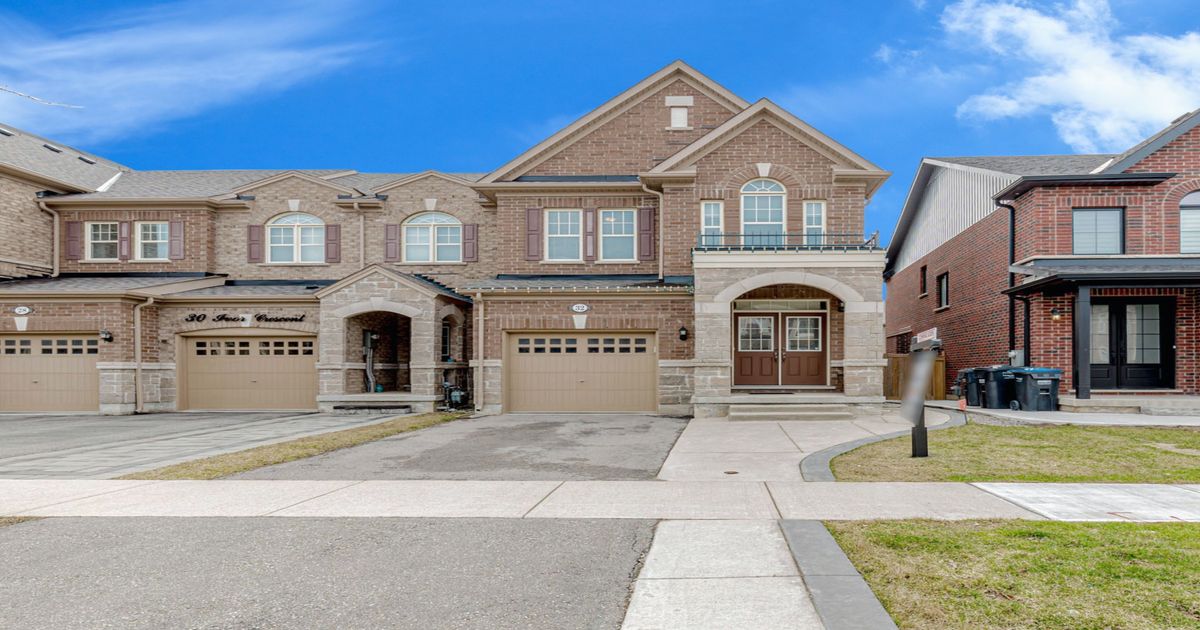 32 Ivor Crescent Brampton