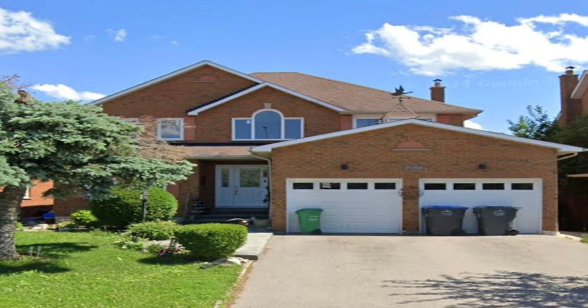 1642 Bristol Road W Mississauga