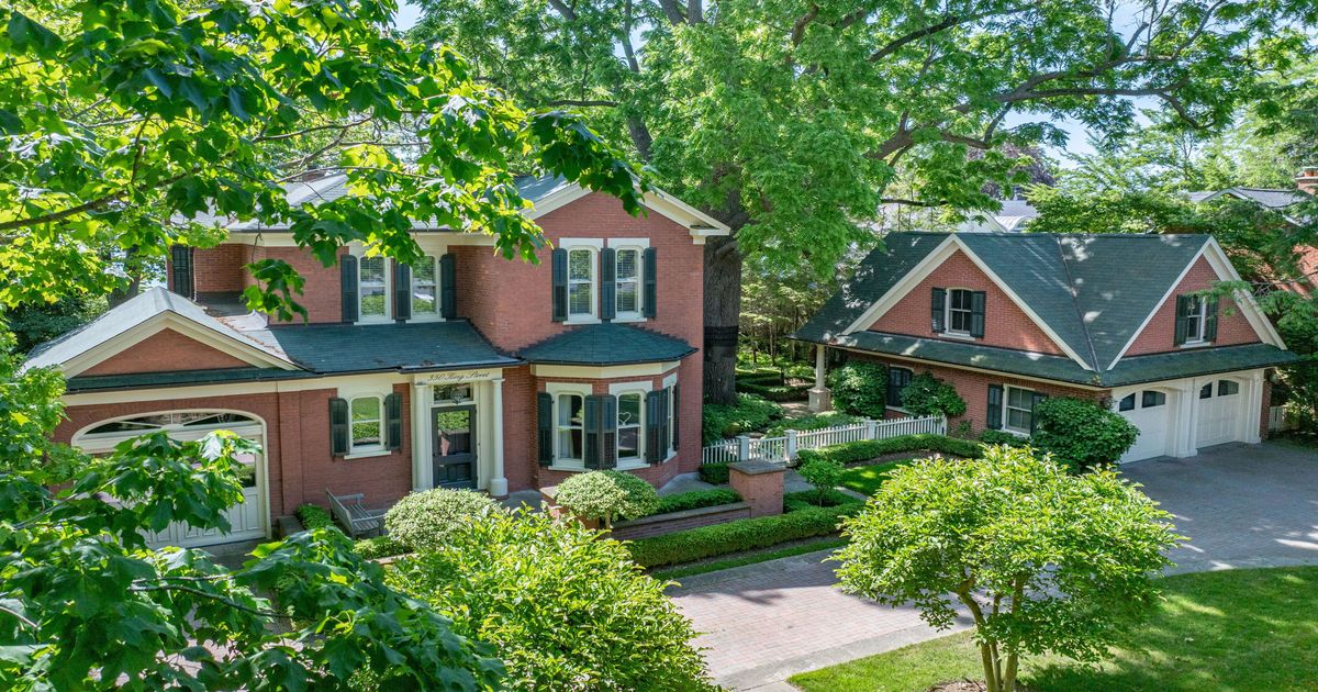 350 King Street Oakville