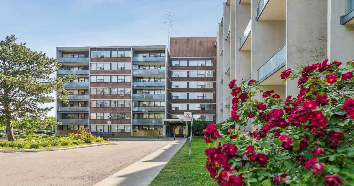 2121 Roche Court Mississauga