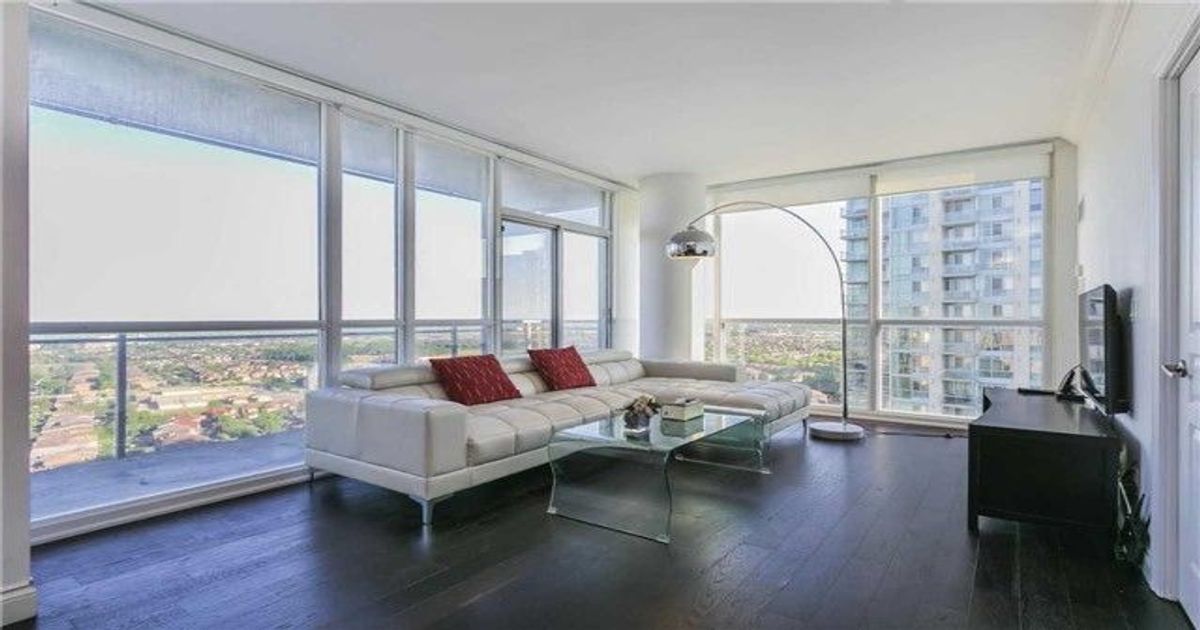 223 Webb Drive Mississauga