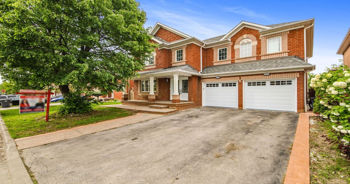 6 Meadow Glade Road Brampton