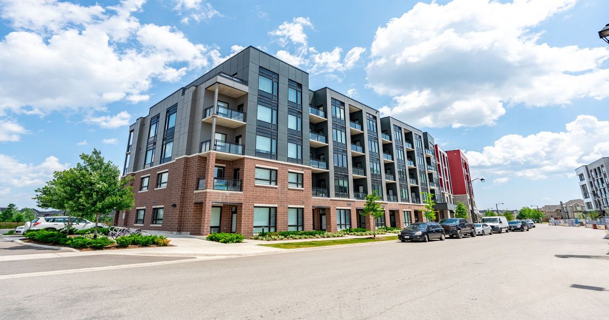 3265 Carding Mill Trail Oakville