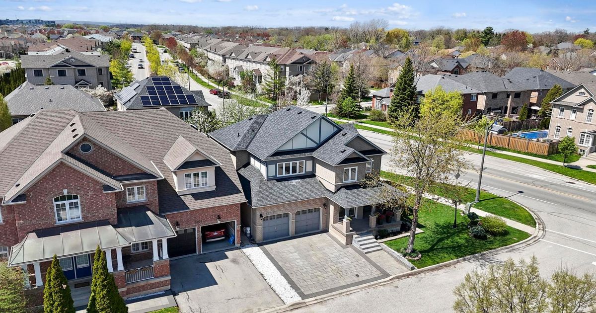 5409 Duchess Court Burlington