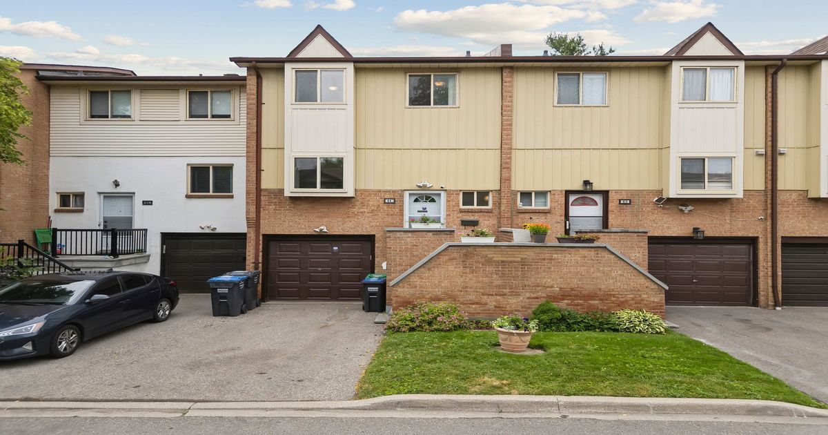 64 Baronwood Court Brampton