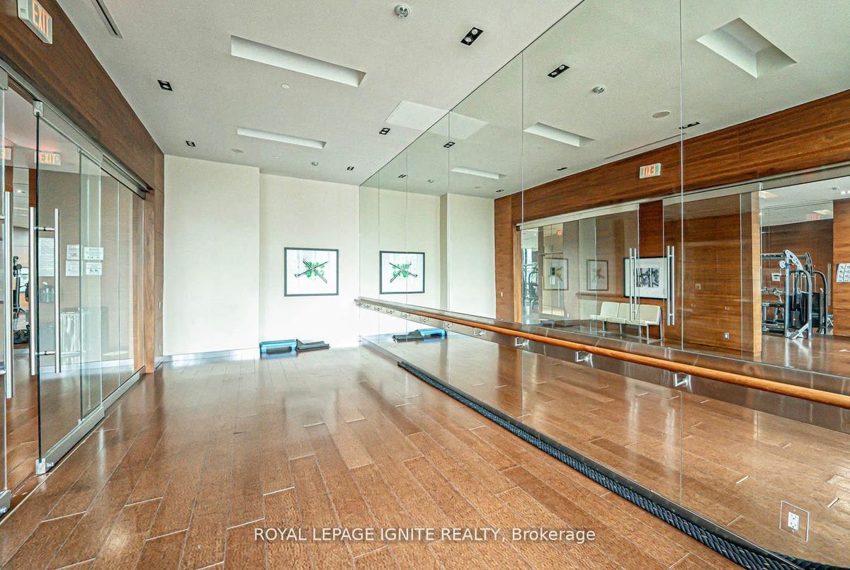 img-gallery